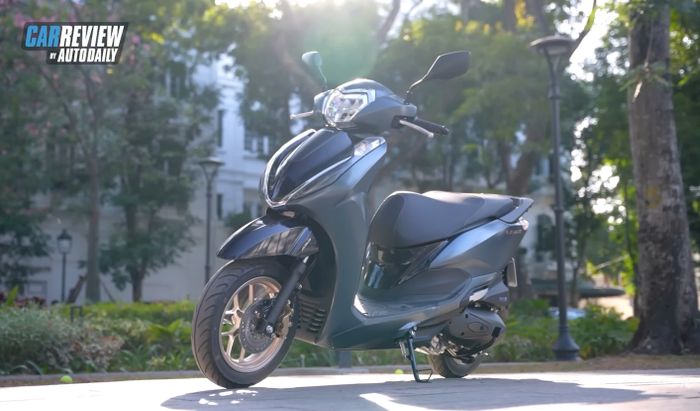 Honda Lead 3.jpg