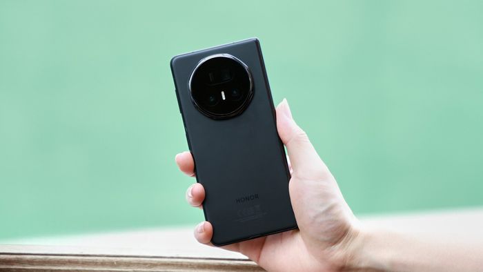 Điện thoại trang bị hệ thống camera chất lượng cao