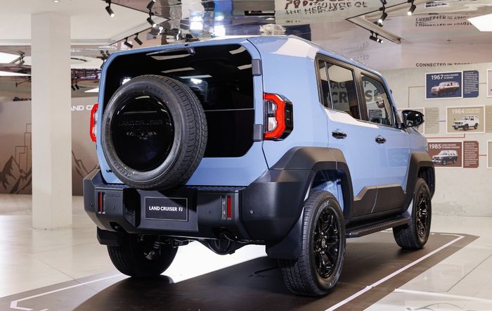 Toyota Land Cruiser FJ 2026 -22223.jpg