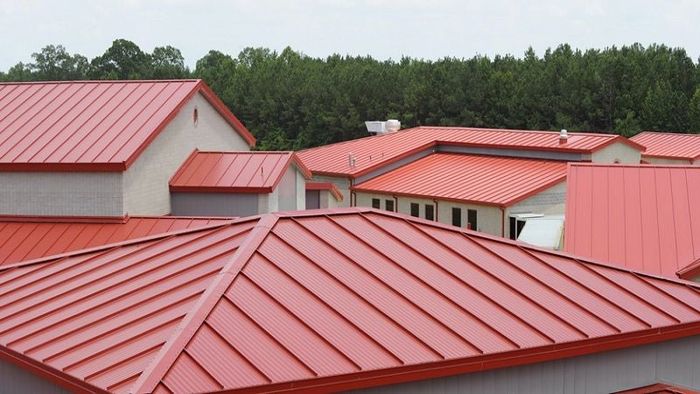 Hướng mái nhà rất quan trọng trong việc điều tiết ánh sáng và không khí vào trong nhà.