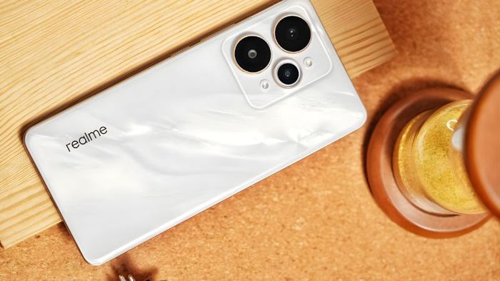 realme-15-1