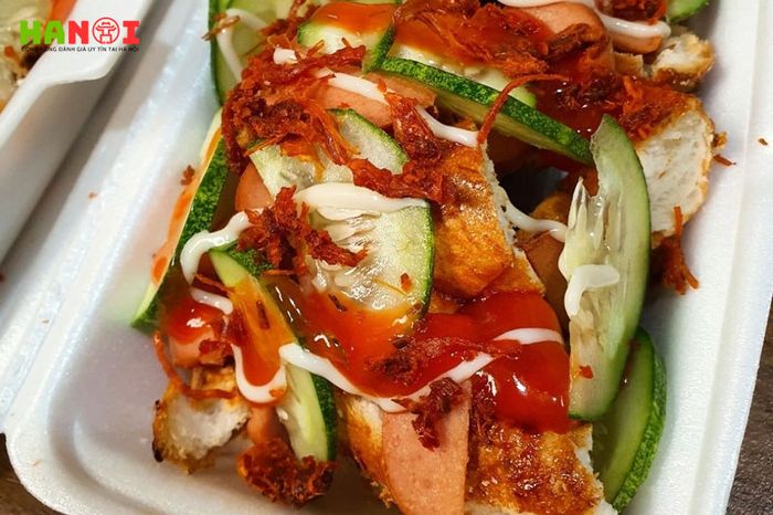 Banh-mi-nuong-muoi-ot-di-oanh-Mytour