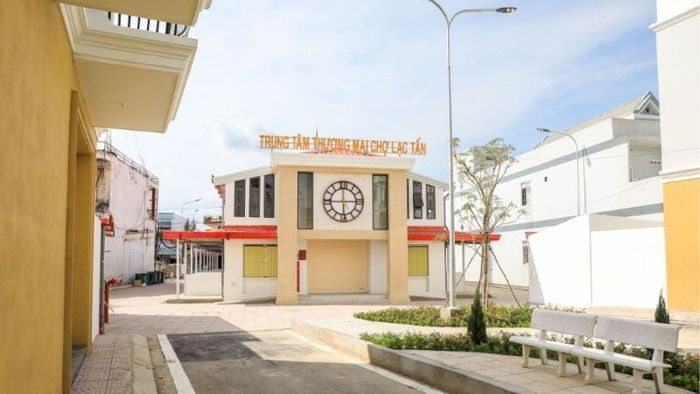 Hạ tầng và giao thông quanh ngã tư Lạc Tấn