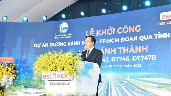 Lễ khởi công dự án đường Vành đai 4 TP.HCM tại tỉnh Bình Dương (Nguồn: Báo Thông tin Chính phủ)
