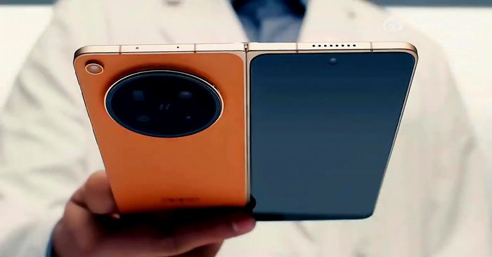 OPPO-Find-N6-thump