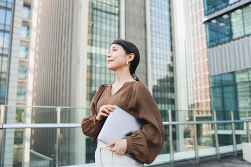 Con giáp gặp thuận lợi trong công việc vào cuối tuần này
