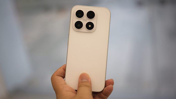 Xiaomi 17 Max sẽ không được trang bị màn hình phụ ở mặt sau giống như dòng Xiaomi 17 Pro.
