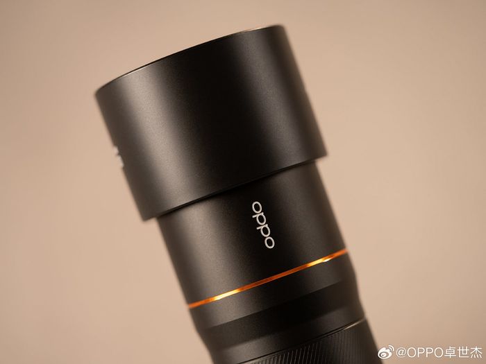 Cận cảnh ống kính tele rời của OPPO Find X9 Ultra