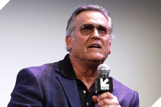 Chân dung của Bruce Campbell, ngôi sao kỳ cựu trong làng điện ảnh.