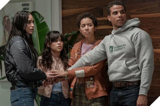 Diễn viên Jenna Ortega trong một phân cảnh của series 'Scream'.