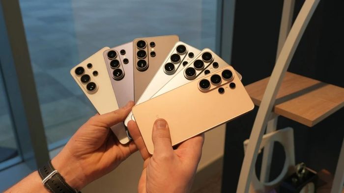 Sản lượng thực tế của dòng Galaxy S26 đã vượt xa kỳ vọng trong tháng 3 năm 2026