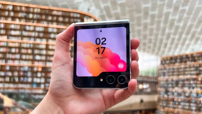 samsung-z-flip-1