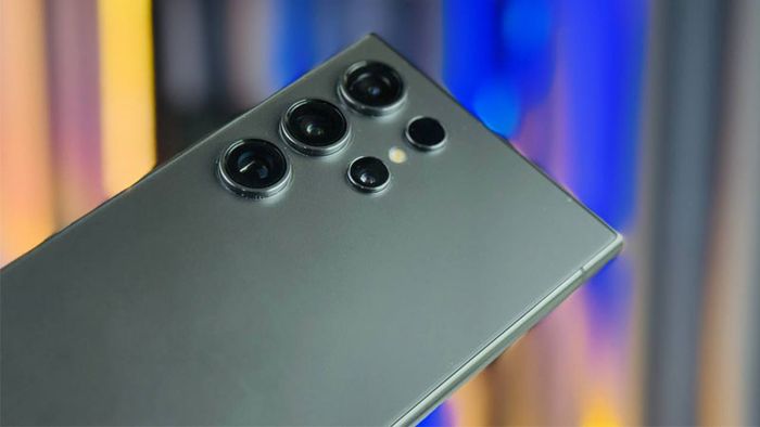 samsung-galaxy-s24-ultra-1