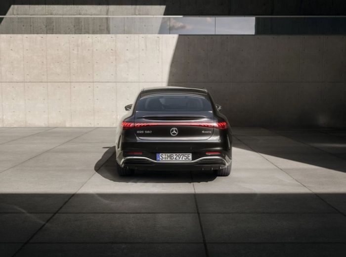 2026-Mercedes-EQS-New 4.jpg