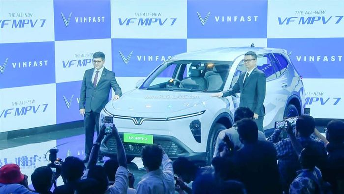 vinfast-vf-mpv-7-launch-17-1068x601.jpg