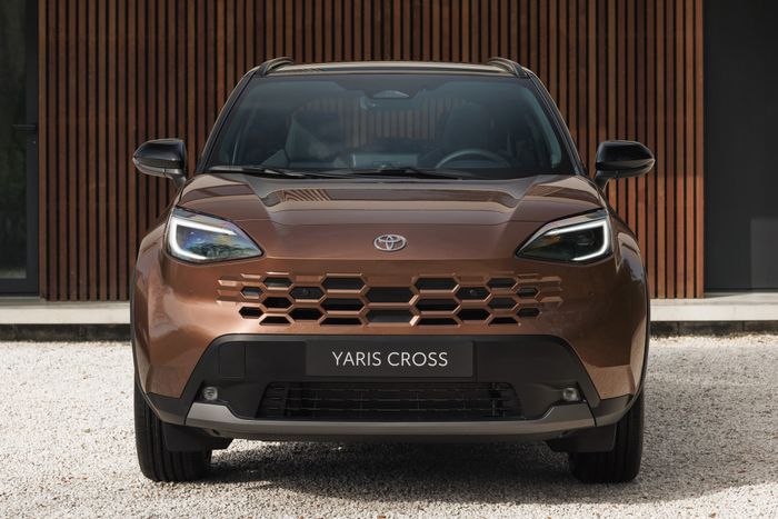Toyota YARIS CROSS Minorchange 3.jpg