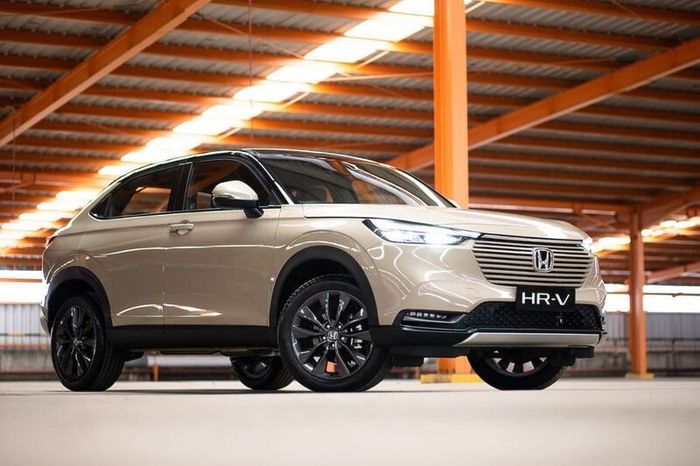xehay-honda-hr-v-2022-230322-2120220325142844.9862340-1-.jpg