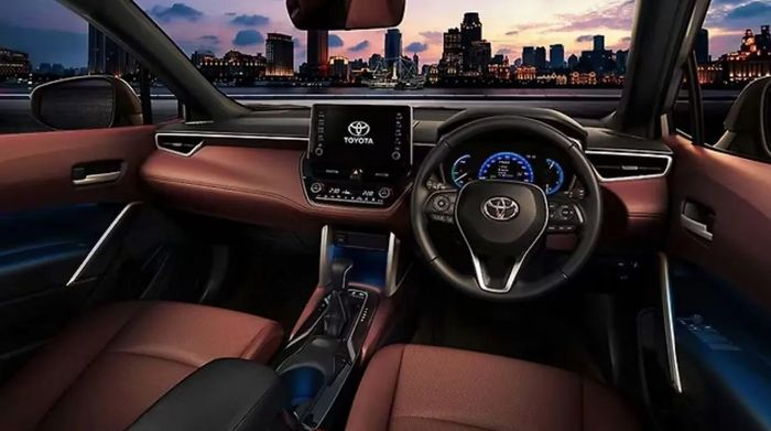 toyota-corolla-cross-interior_57926f1ddf.jpg