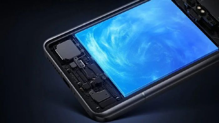 Mẫu điện thoại Redmi mới với pin khổng lồ này sẽ đi kèm sạc nhanh 100W