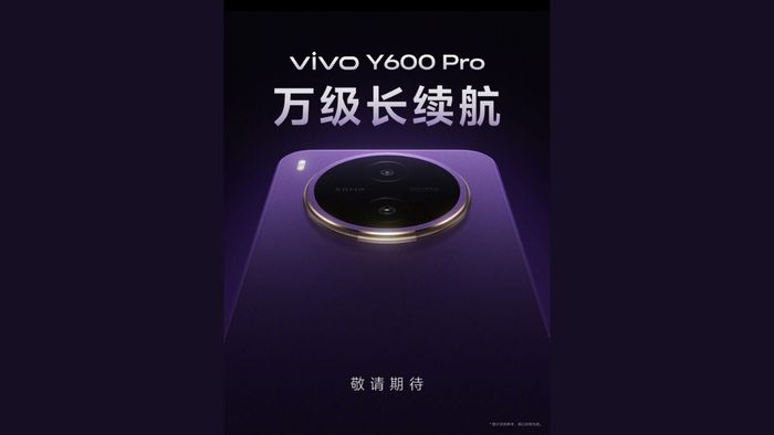 Thiết kế mặt lưng được hé lộ với phiên bản màu tím sang trọng, mang lại cảm giác cao cấp và tinh tế
