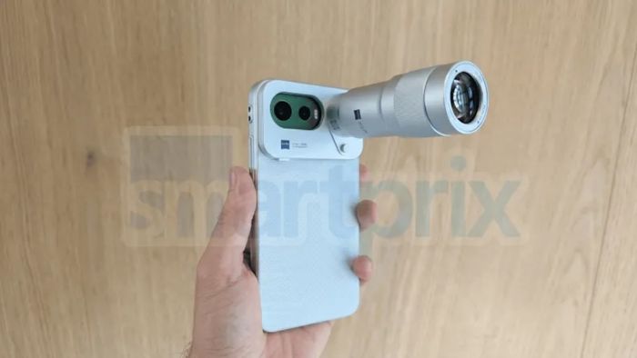vivo X300 FE cũng hỗ trợ gắn mô-đun ống kính, ngang tầm các phiên bản cao cấp