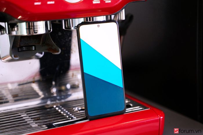Đánh giá chi tiết màn hình trong cấu hình Redmi Note 11