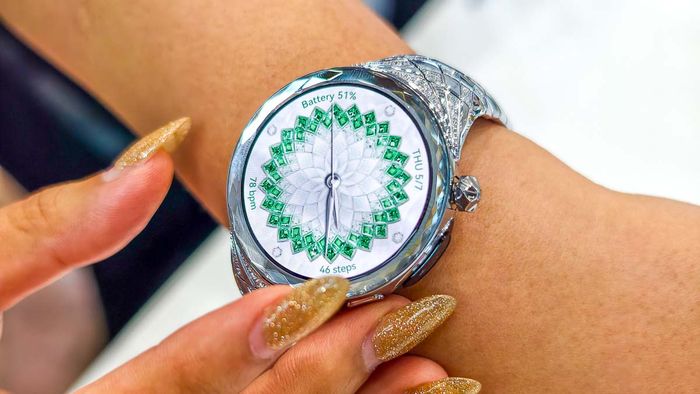 Smartwatch Huawei sở hữu mức giá cao ngất ngưởng