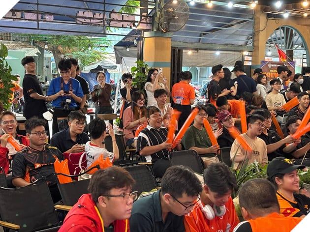 Cộng đồng Liên Quân Mobile náo nhiệt trong Watch Party Chung kết ĐTDV Mùa Xuân 2026 giữa FPT và Flash