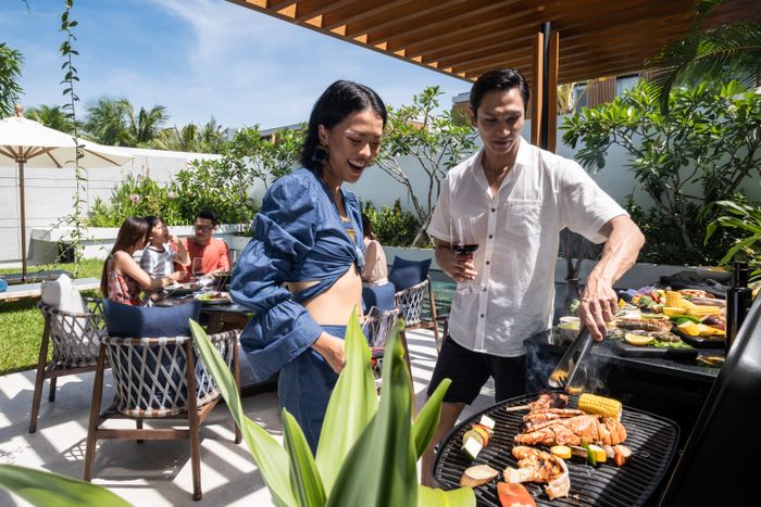 1. In-villa BBQ.jpg