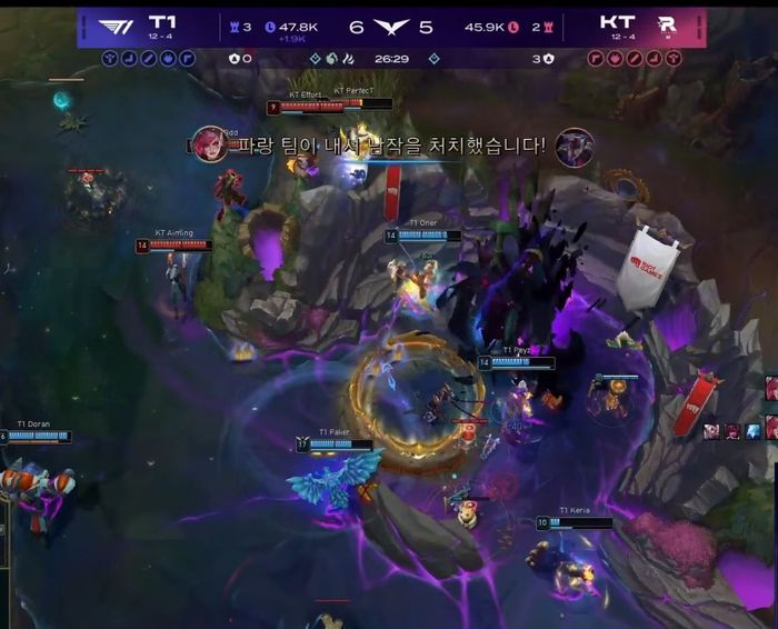 T1 đã thành công trong việc cướp Baron