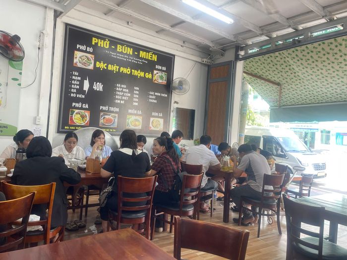 ảnh 2 quốc hưng.jpg