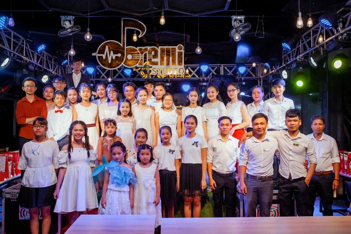 ẢNH ĐÔ RÊ MI 2.jpg