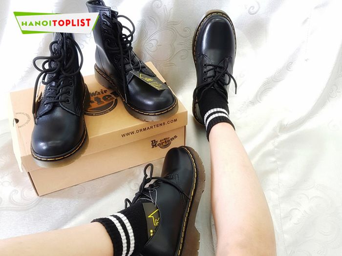 dr-martens-ba-trieu-Mytour