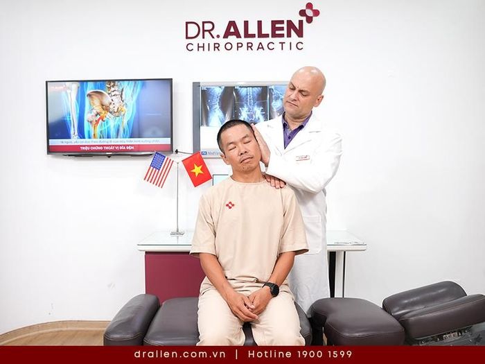 Dr.Allen Chiropractic hệ thống phòng khám hàng đầu chuyên điều trị các bệnh  cột sống cho dân thể thao