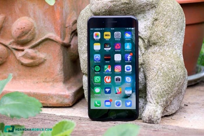 iphon-7-plus-gia-bao-nhieu-01