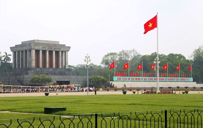 Quảng trường Ba Đình ngày tết.