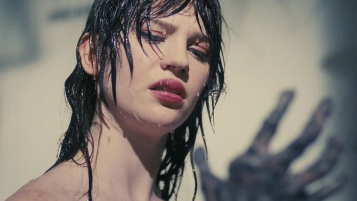 Dạy robot cách yêu, thật là một ý tưởng nực cười!