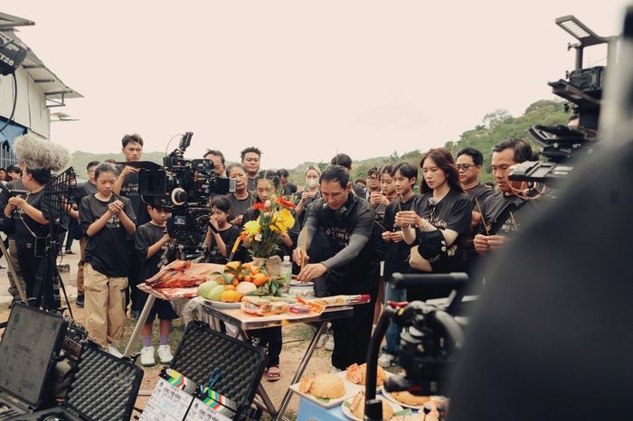 Cốt truyện của phim vẫn được giữ kín.