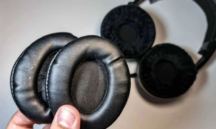 Các bước vệ sinh tai nghe chụp tai và on-ear một cách dễ dàng