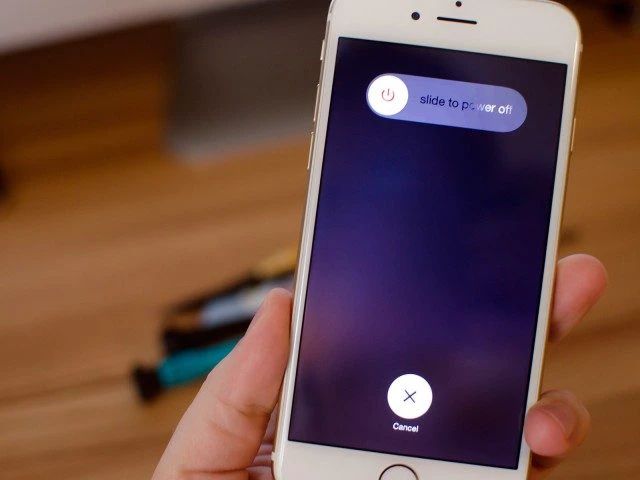 Thực hiện Restore lại iPhone khi la bàn không xoay được.
