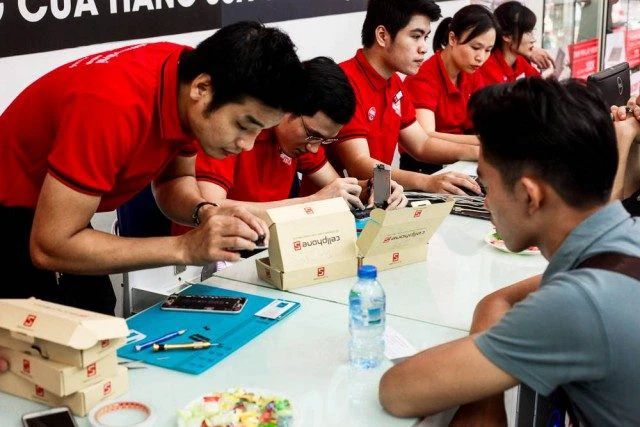 Sửa chữa điện thoại Android bị hỏng nút nguồn tại Mytour