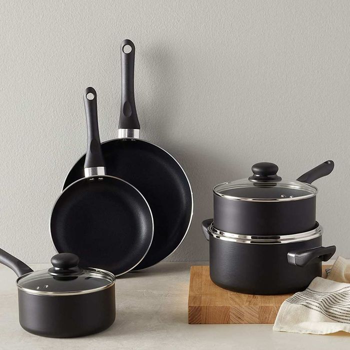 Top graduation gift: Amazon Basics 8-Piece Non-Stick Cookware Set
