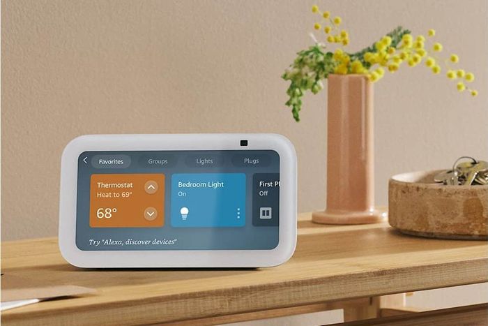 Top graduation gift: The all-new Echo Show 5 (3rd Gen, 2023 release) is shown here
