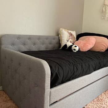 reviewer image of a trundle bed