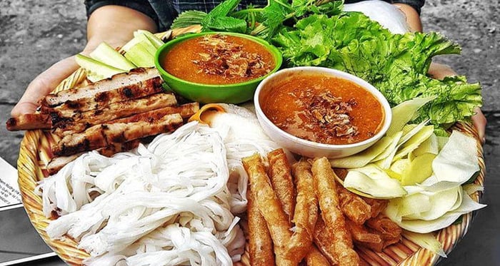 quán ăn nem nướng ở hà nội