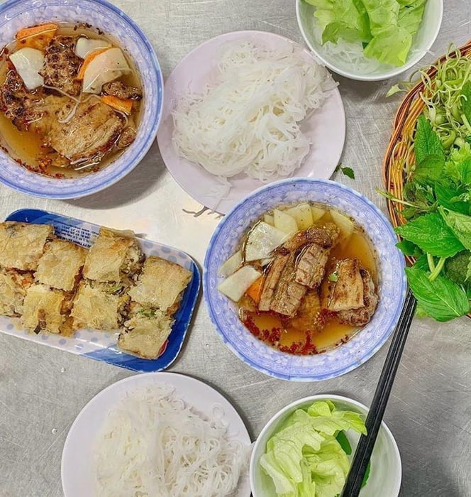 Bún chả Hà Nội thơm ngon