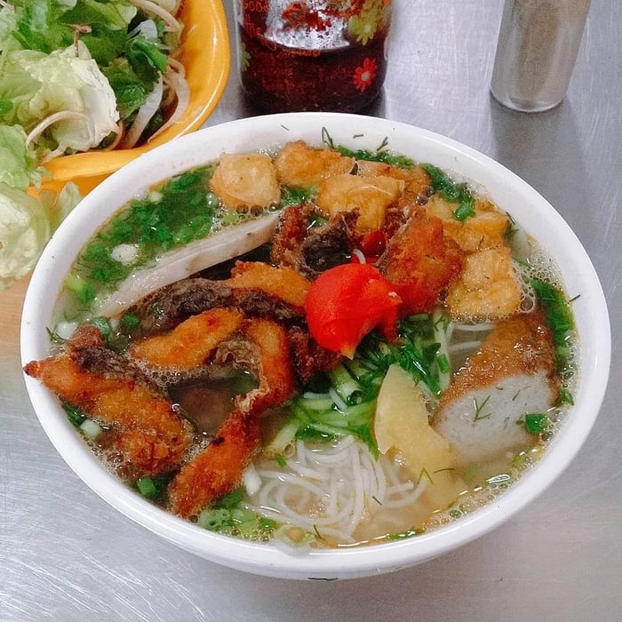 Bún Bảo Chi