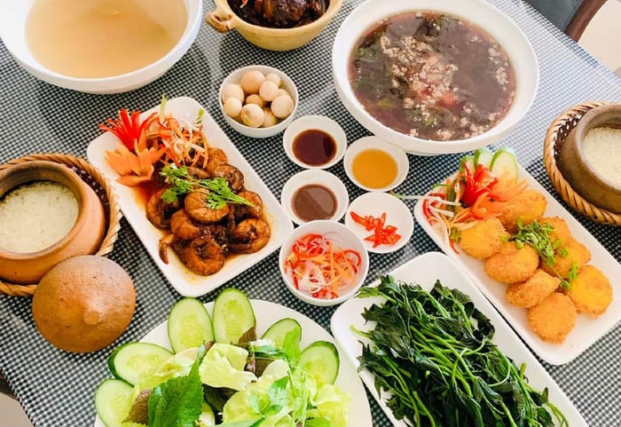 quán cơm ngon tại Nha Trang