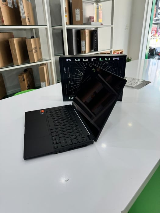 laptop cũ tại Cà Mau