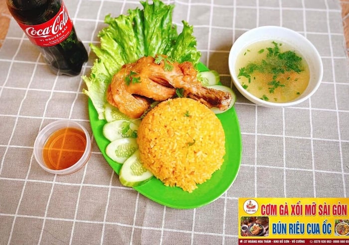 Cơm Gà Xối Mỡ A Sắt